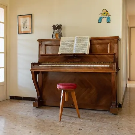 Lamourelle Holiday home